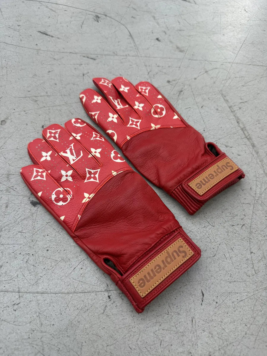 FW2017 Louis Vuitton Supreme Lambskin Leather Monogram Red Gloves XkelCRq 0