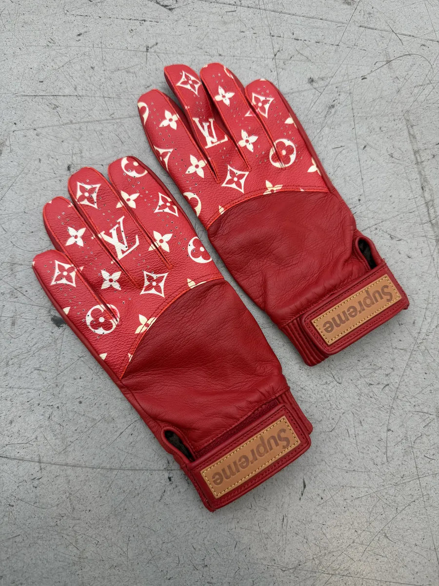 FW2017 Louis Vuitton Supreme Lambskin Leather Monogram Red Gloves XkelCRq 4