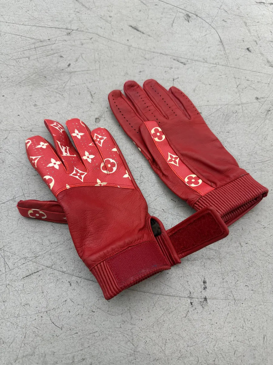 FW2017 Louis Vuitton Supreme Lambskin Leather Monogram Red Gloves XkelCRq 6