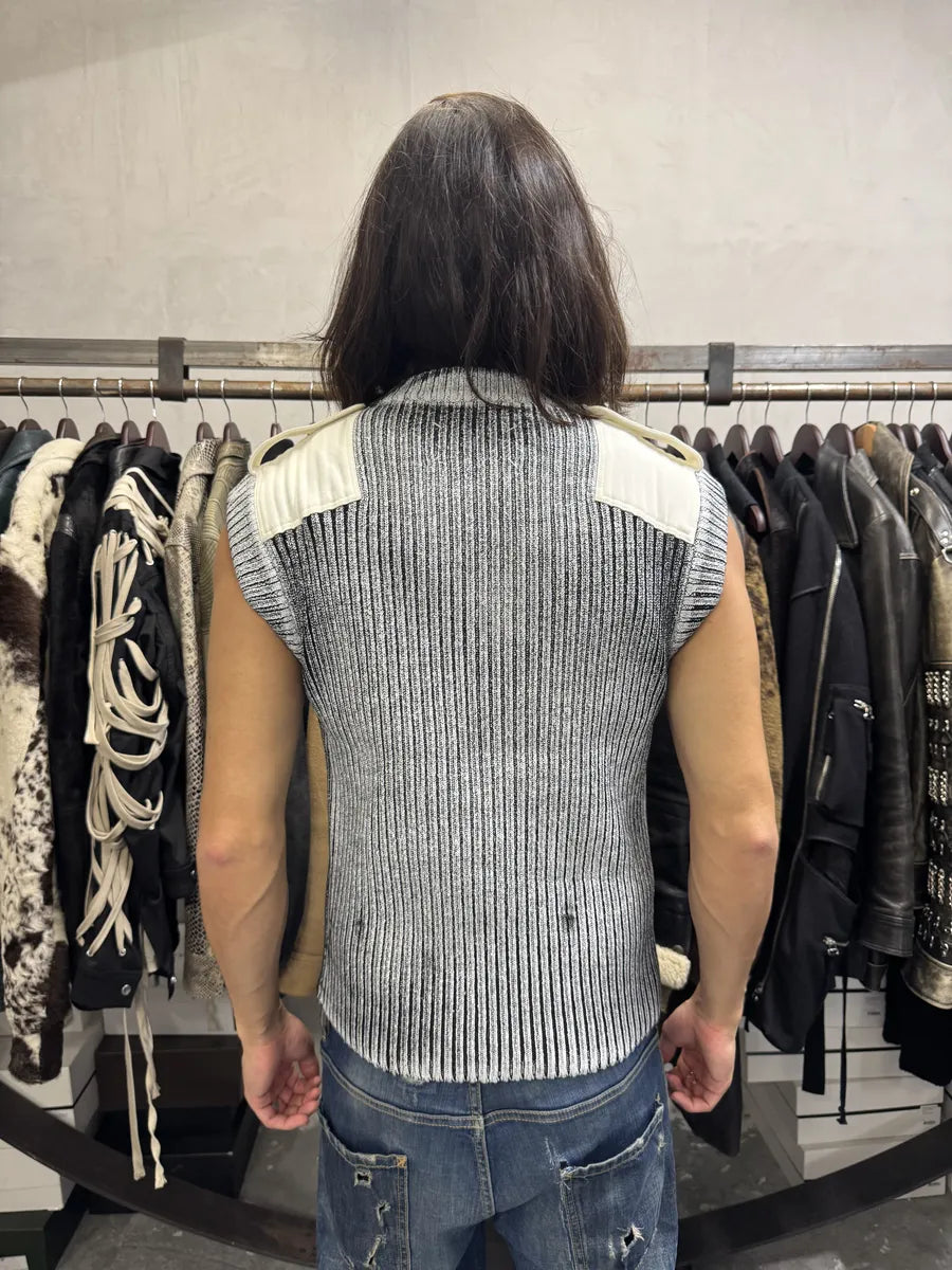 FW2018 Maison Margiela White Painted Wool Sleeveless V Neck Sweater jwpBagM 2