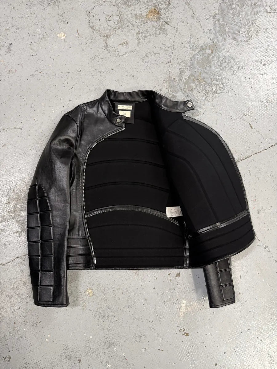 FW2019 Bottega Veneta Black Padded Asymmetrical Leather Jacket by Daniel Lee kZodcVj 8
