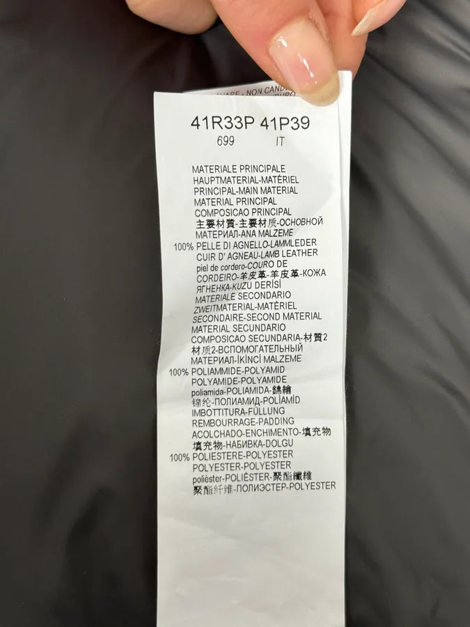 FW2019 Emporio Armani Reversible Asymmetrical Quilted Leather Jacket EdNyeuB 15