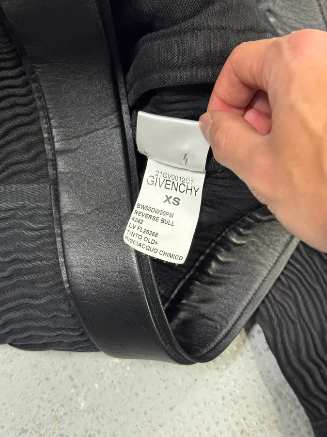 FW2021 Givenchy Organic Pleats Black Trucker Jacket nFJXBuA 10