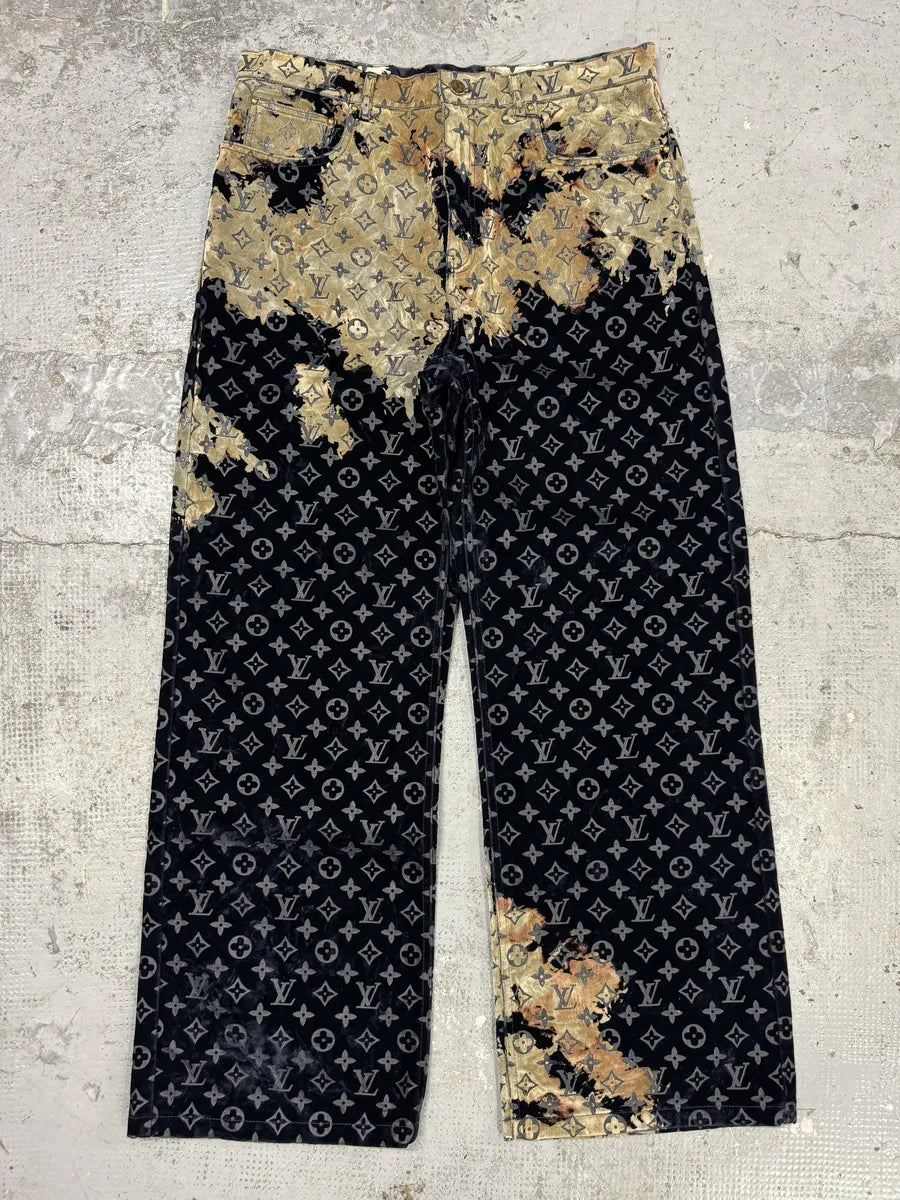 FW2023 Louis Vuitton Bleach Effect Monogram Navy Denim Pants ZWcIkIy 0