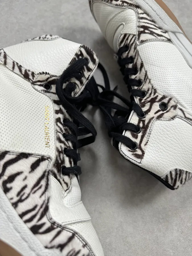 FW2023 Saint Laurent Zebra Fur White Leather High Sneakers stFvzVk 4