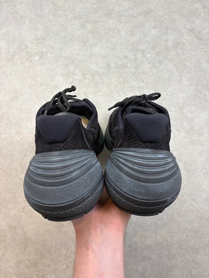 FW2024 Givenchy Black Runner Oversized Sneakers CSApJPJ 6