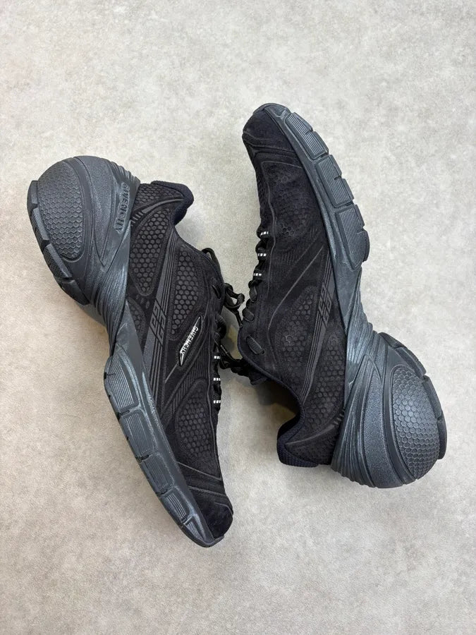 FW2024 Givenchy Black Runner Oversized Sneakers CSApJPJ 5