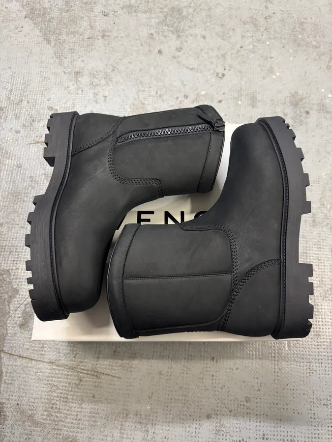 FW2024 Givenchy Storm High Black Boots BtURauK 3