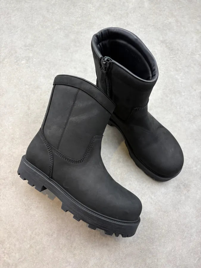 FW2024 Givenchy Storm High Black Boots UfDveci 4
