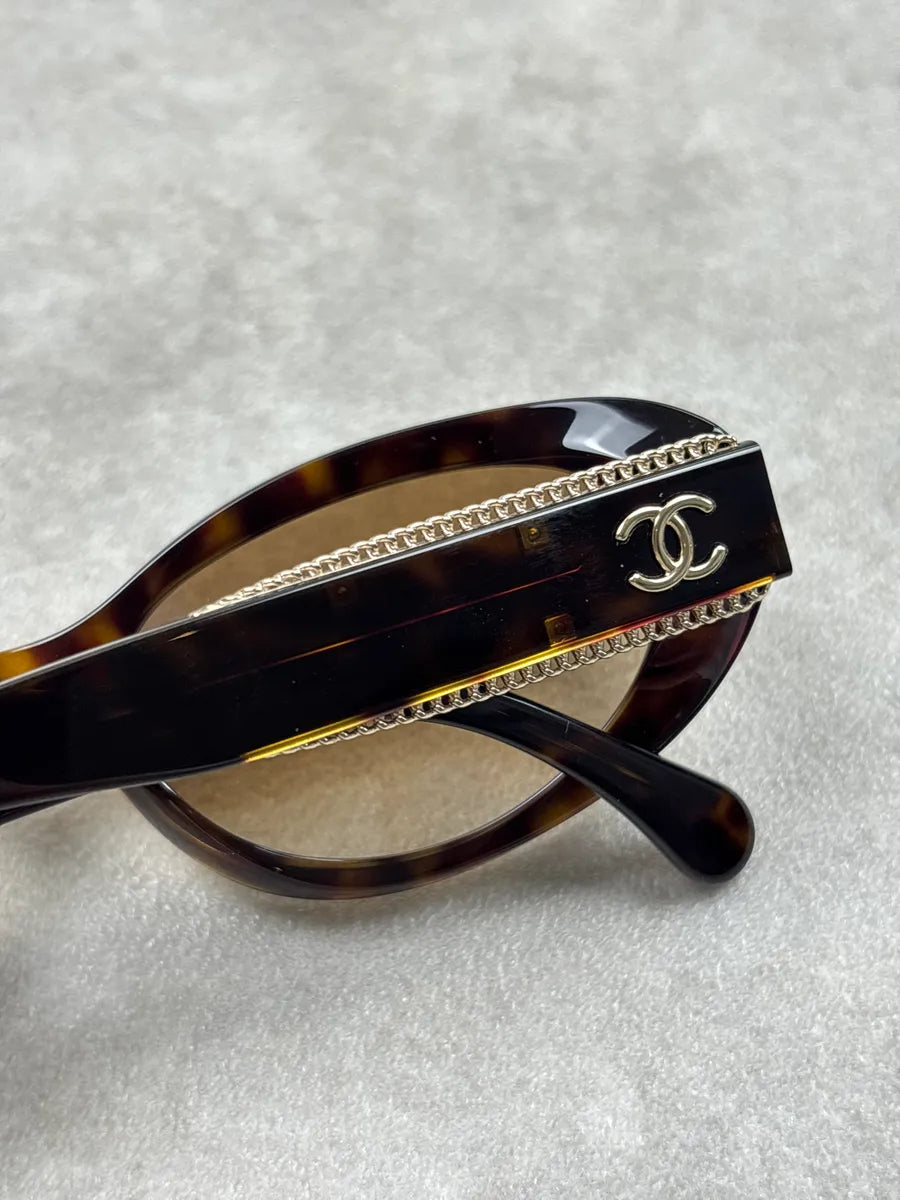 Chanel Brown Acetate Chain-Detail Sunglasses fzGSEBbf 12