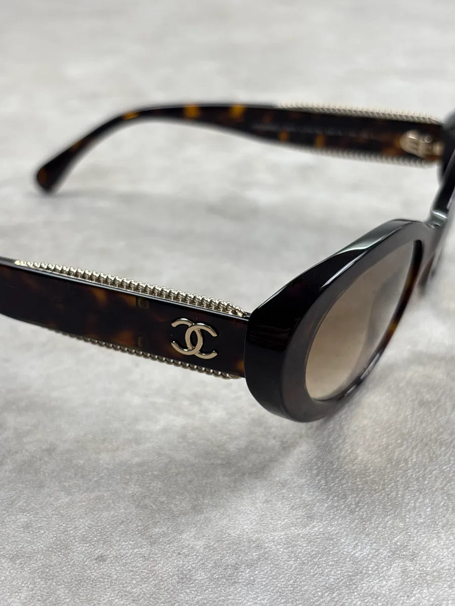 Chanel Brown Acetate Chain-Detail Sunglasses fzGSEBbf 8