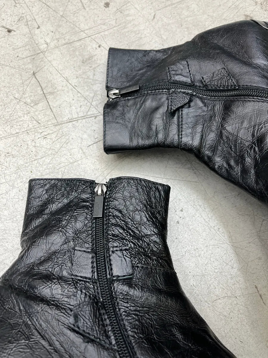 2000s Cavalli Studded Pointed Toe Black Leather Boots gMmiKRhL 3