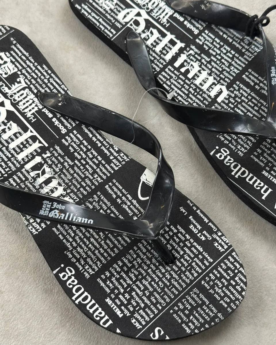 Galliano Black Newspaper Print Black Flip Flops MrZlAuO 2