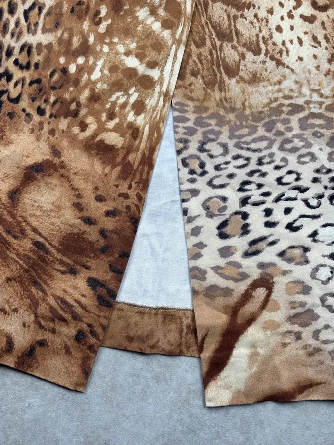 2000s Gianfranco Ferré Beige Silk Leopard Maxi Skirt fRoxcHK 7
