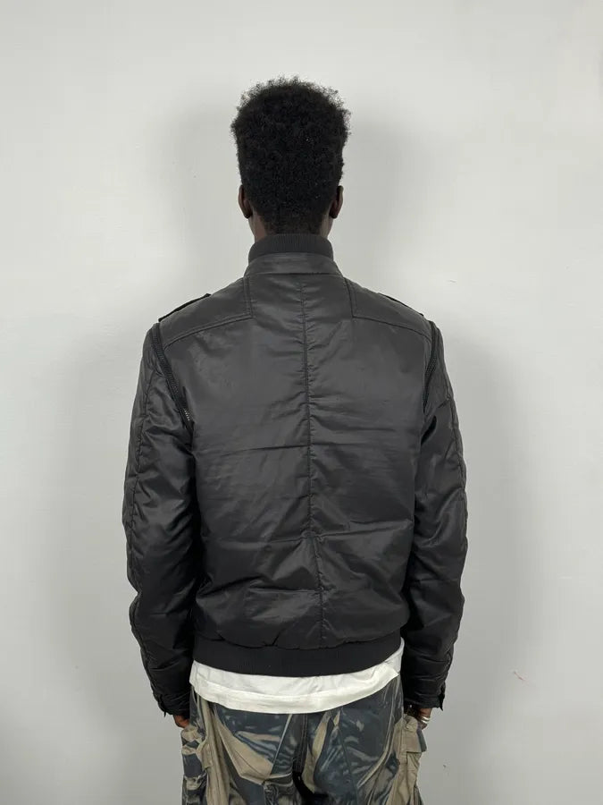 Gianfranco Ferré Black Signature Nylon Jacket with Detachable Sleeves qjHdHXf 2