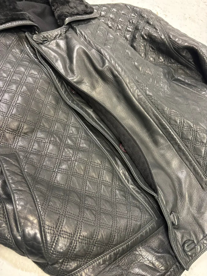 AW1992 Gianni Versace Black Leather Quilted Bomber Jacket vMNqdzm 8