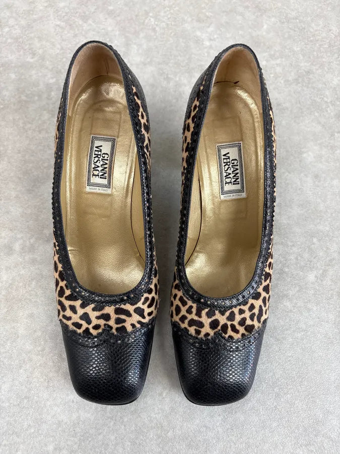 1990s Gianni Versace Teal Leopard Pony Hair Pumps Heels apepFHg 1