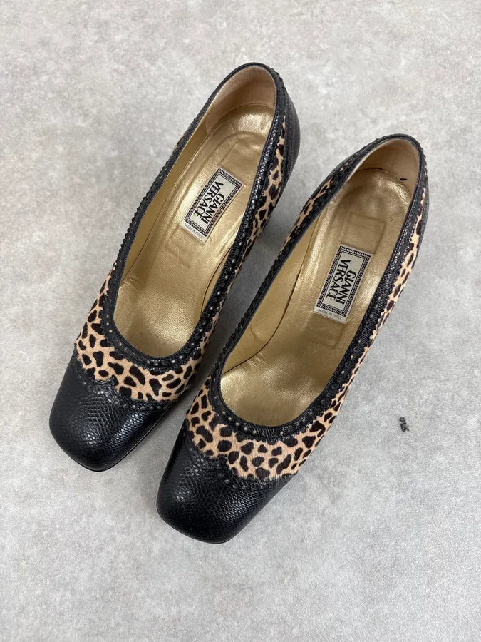 1990s Gianni Versace Teal Leopard Pony Hair Pumps Heels apepFHg 2