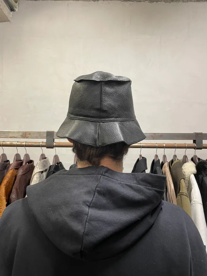 Giorgio Armani Black Grained Leather Hat GPqxIAf 1