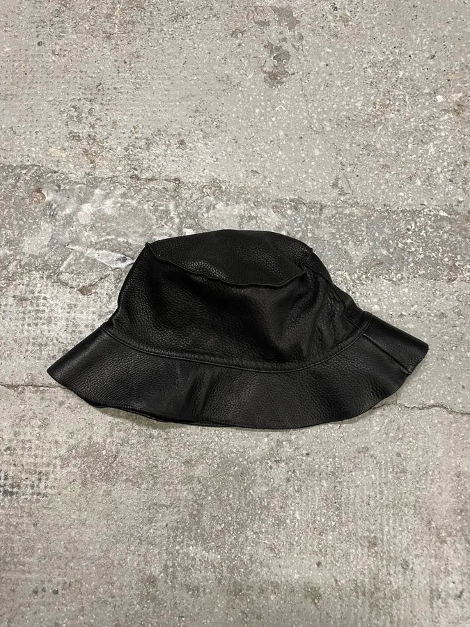 Giorgio Armani Black Grained Leather Hat GPqxIAf 4
