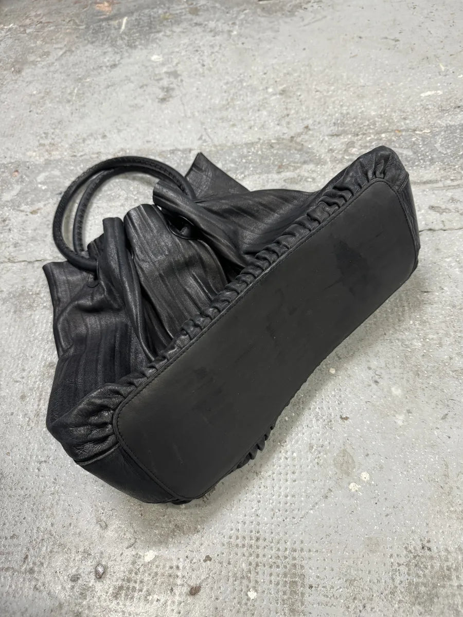 Giorgio Armani Black Plissed Leather Handle Bag (OS) JkSEyxp 10