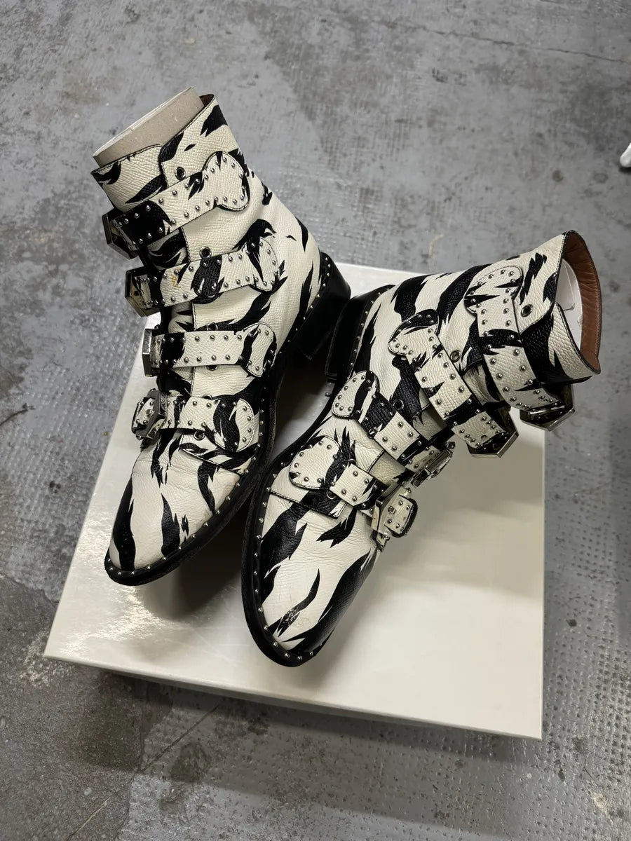 Givenchy Black & White Zebra Leather Studded Strapped Boots bPkxRbC 3