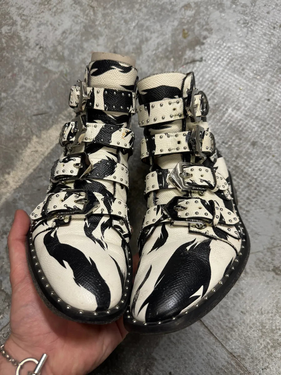 Givenchy Black & White Zebra Leather Studded Strapped Boots bPkxRbC 4