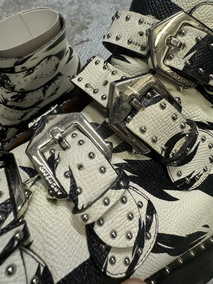 Givenchy Black & White Zebra Leather Studded Strapped Boots bPkxRbC 5