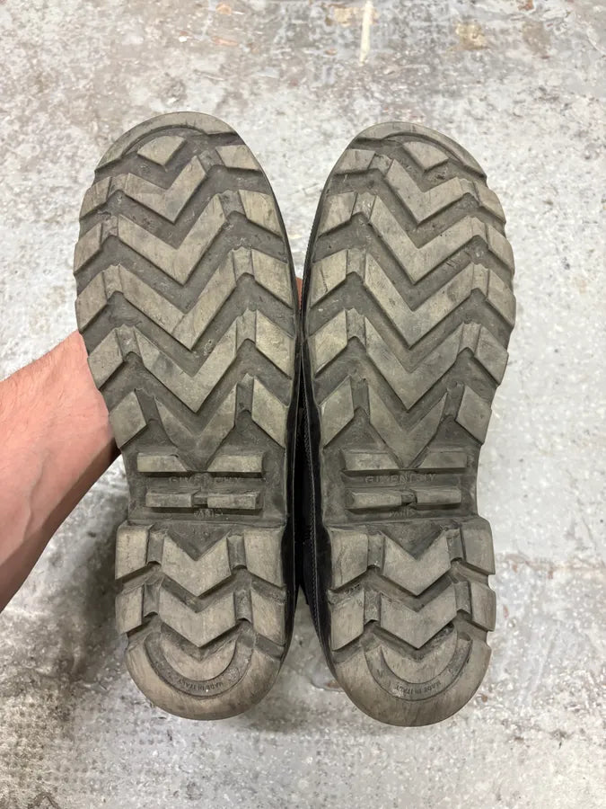 Givenchy Black Canvas Shoes by Riccardo Tisci (41eu/us8) yRZWZBF 7