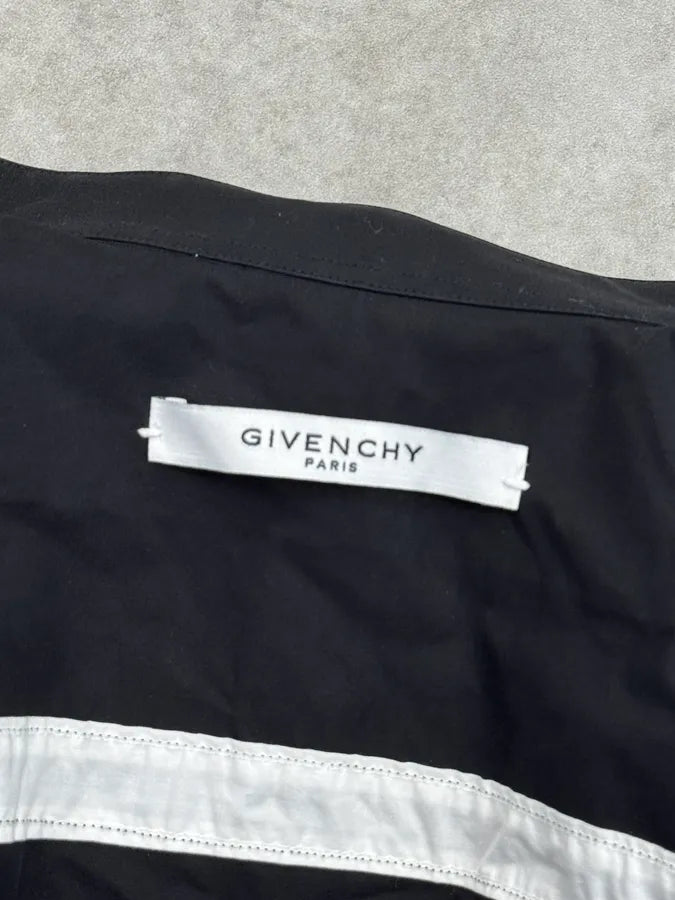 AW2015 Givenchy Black & White Contrast Stitch Shirt by Riccardo Tisci lRtZwHY 11