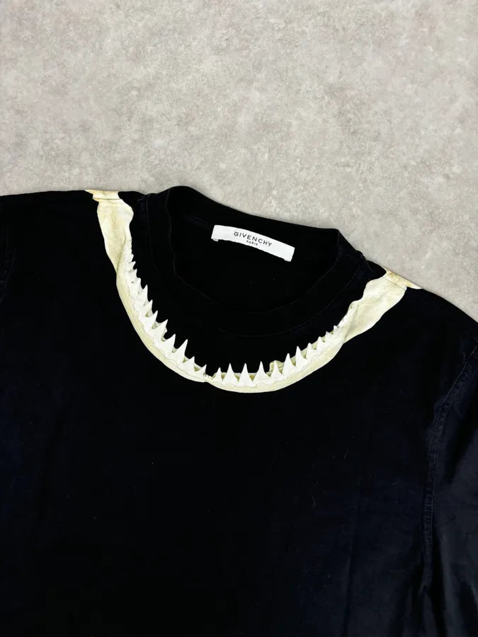 SS2017 Givenchy Black Contrast Ruffle Neck T-Shirt by Riccardo Tisci KFPKaIO 3
