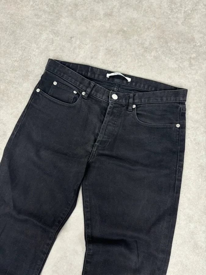 SS2017 Givenchy Black Denim Three-Star Jeans by Riccardo Tisci XaPmDqo 4