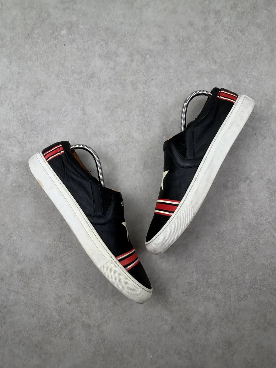 2010s Givenchy Black Leather Star Slip-On Sneakers by Riccardo Tisci TkdIxSK 2
