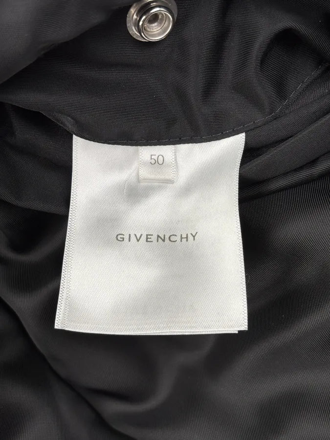 AW2023 Givenchy Black Nylon Multi-Pocket Bomber Jacket by Matthew Williams XxwXVKW 12