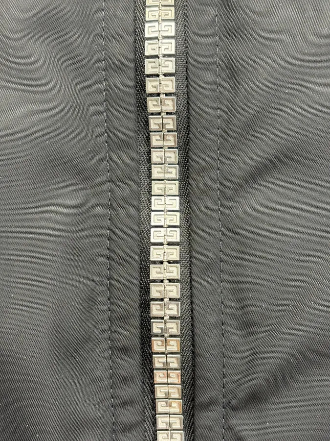 AW2023 Givenchy Black Nylon Multi-Pocket Bomber Jacket by Matthew Williams XxwXVKW 10