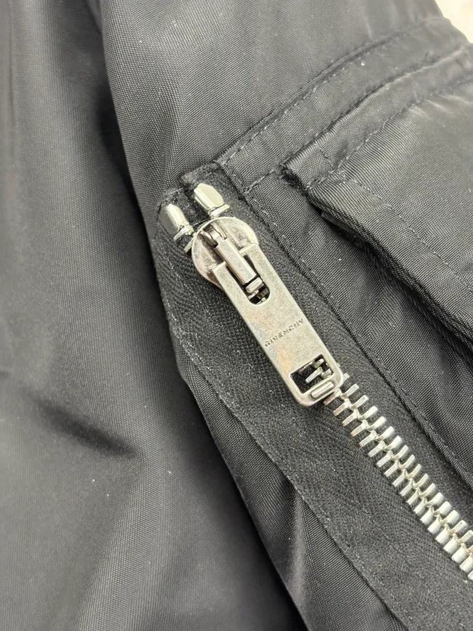 AW2023 Givenchy Black Nylon Multi-Pocket Bomber Jacket by Matthew Williams XxwXVKW 9