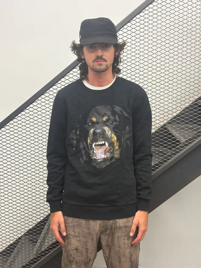 SS2017 Givenchy Black Rottweiler Dog Sweater by Riccardo Tisci yCXVCdK 1