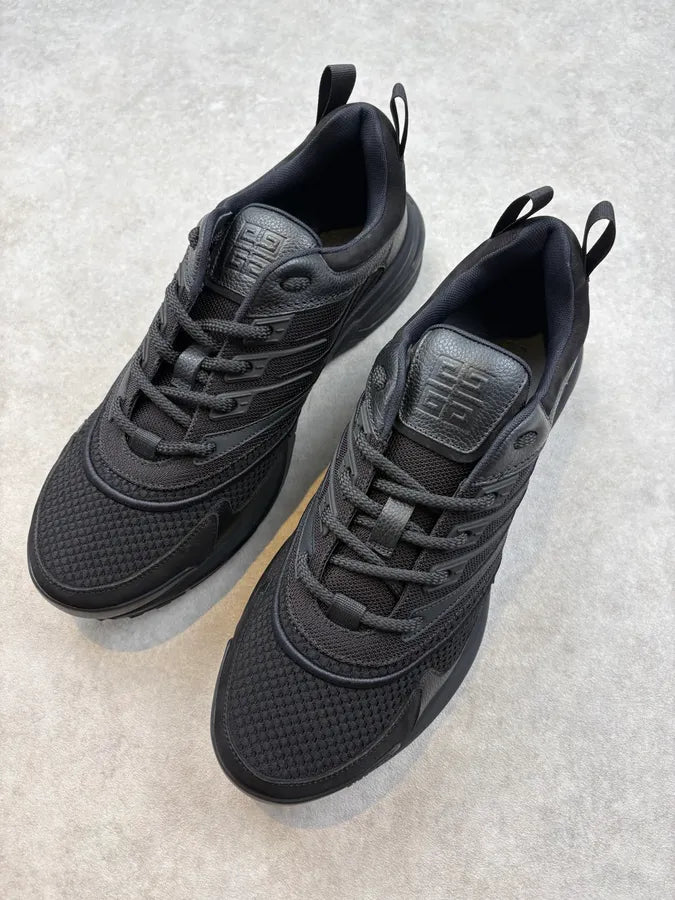 Givenchy Black Runner Premium Hybrid Sneakers GPWTVGq 2