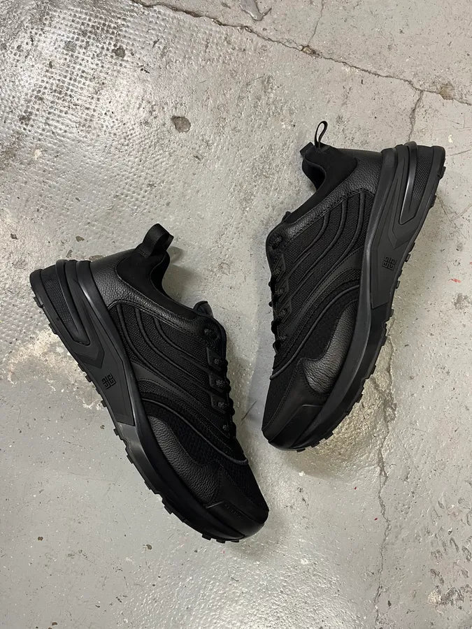 Givenchy Runners Black GIV 1 TR Sneakers IWyNLdD 2