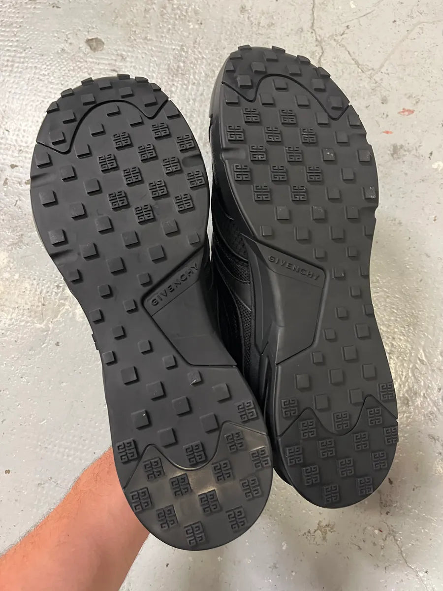 Givenchy Runners Black GIV 1 TR Sneakers IWyNLdD 5