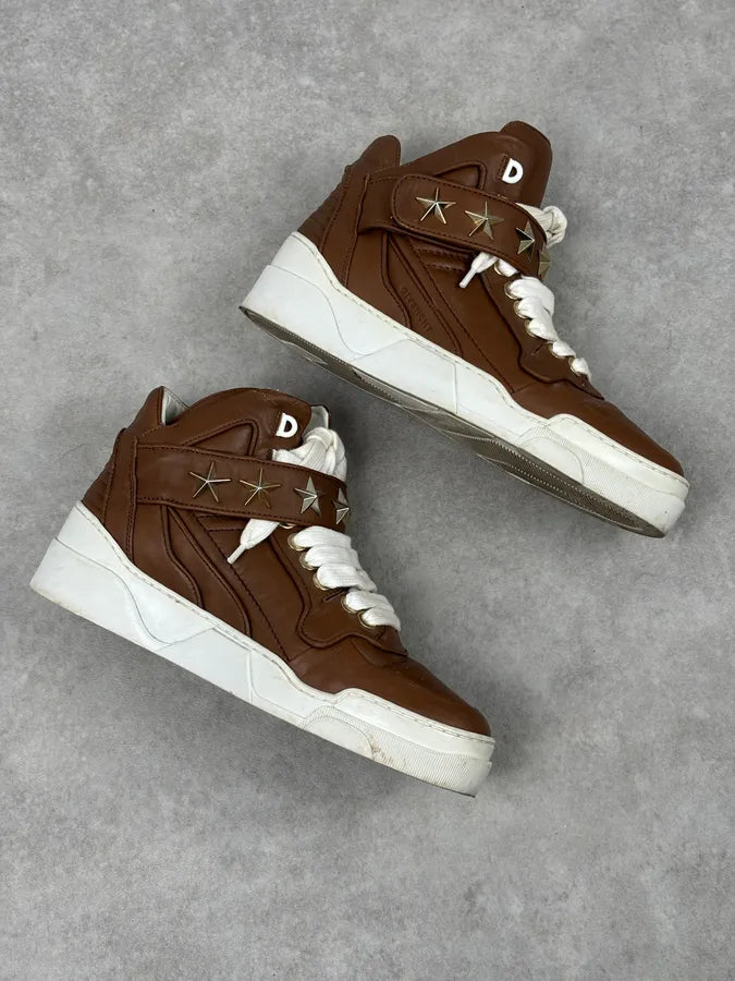 AW2015 Givenchy Tyson Brown Leather Star High Sneakers by Riccardo Tisci iHxtAGI 4