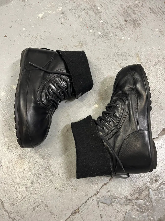 Givenchy (B).STROY Bunny Black Calf Leather Ankle Boots HBSIcGE 1