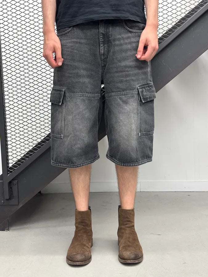 SS2023 Givenchy Grey Cargo Denim Shorts by Matthew Williams  MwTaekJ 2