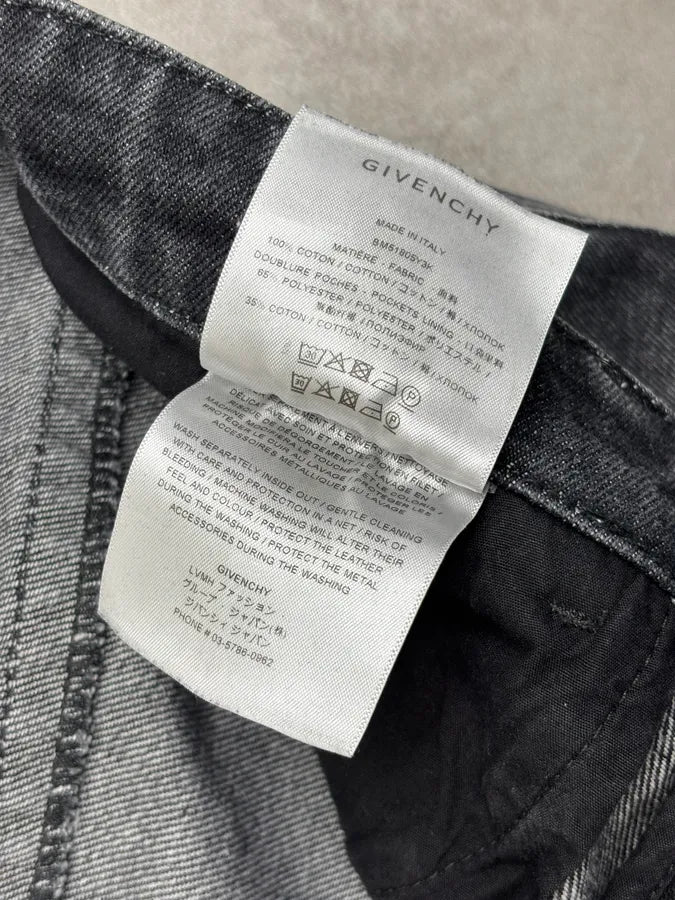 SS2023 Givenchy Grey Cargo Denim Shorts by Matthew Williams  MwTaekJ 14