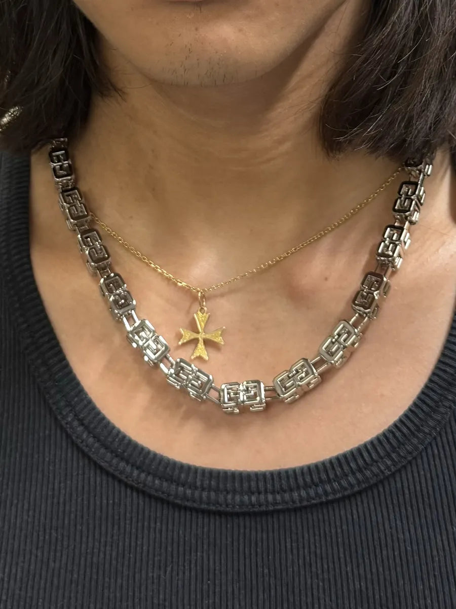 Givenchy G Cube Silvery Necklace hSPhJoC 1