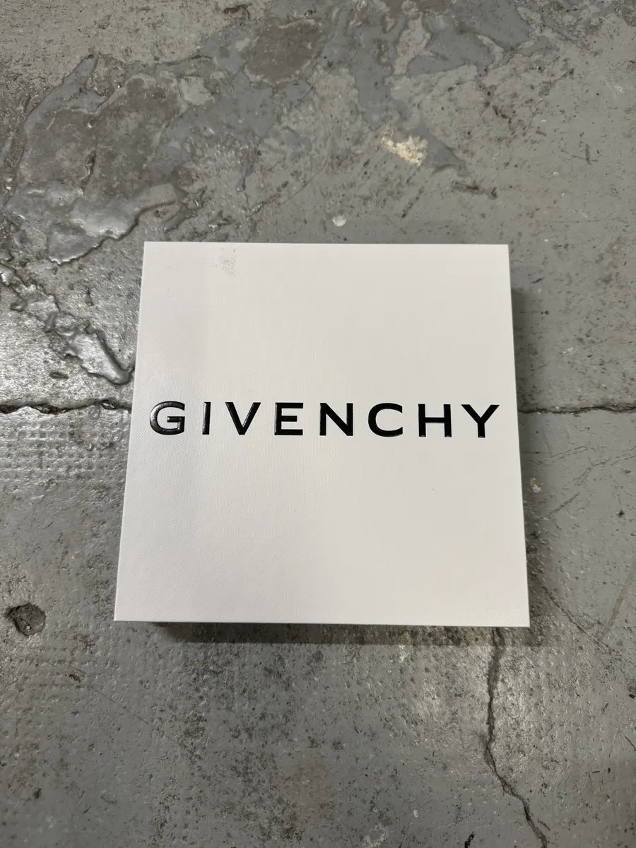 Givenchy G Cube Silvery Necklace hSPhJoC 8