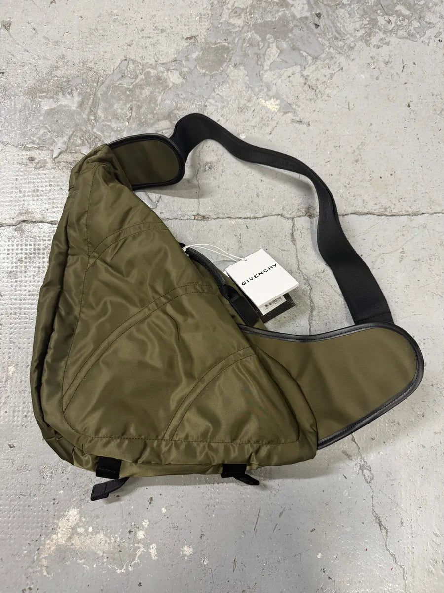 Givenchy G-Zip Triangle Khaki Green Backpack EEZBULs 11