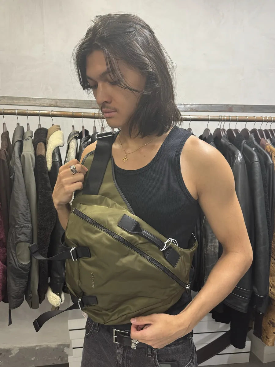 Givenchy G-Zip Triangle Khaki Green Backpack EEZBULs 3
