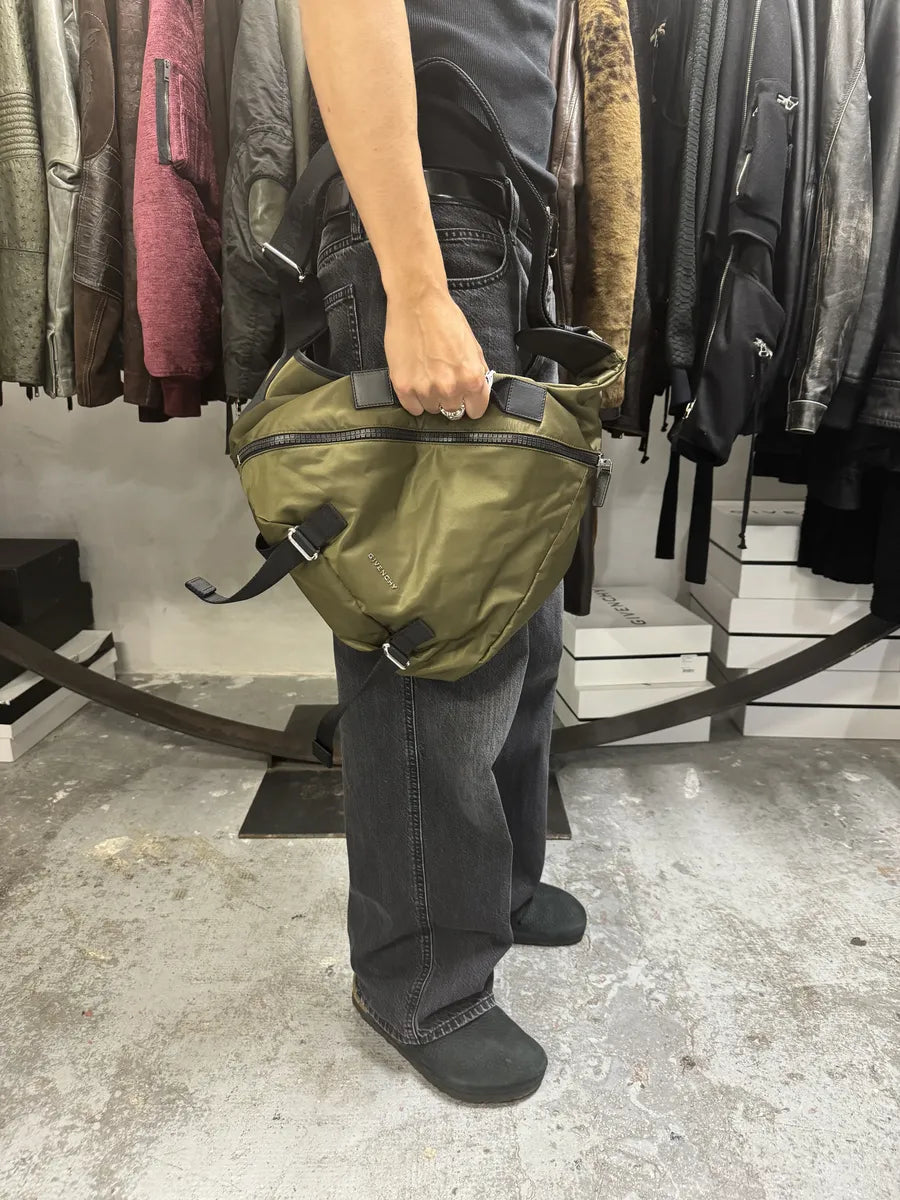 Givenchy G-Zip Triangle Khaki Green Backpack EEZBULs 4