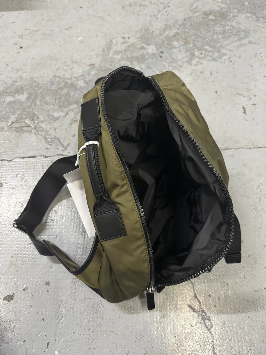 Givenchy G-Zip Triangle Khaki Green Backpack EEZBULs 6